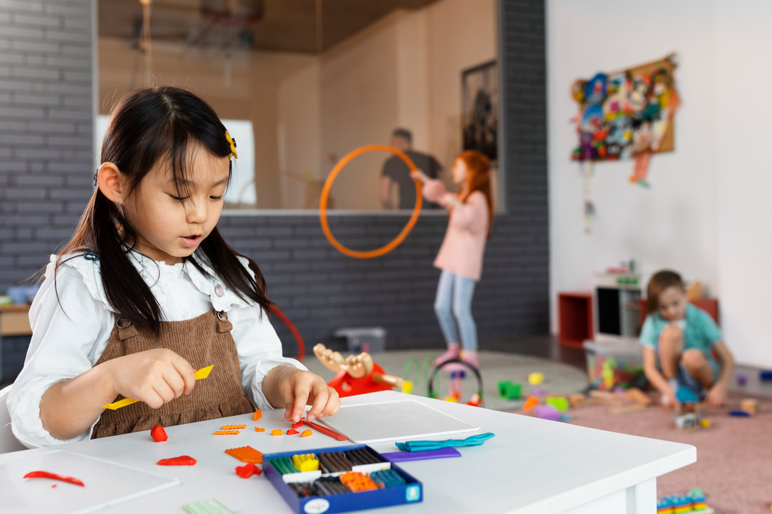 medium-shot-girl-playing-table_orig